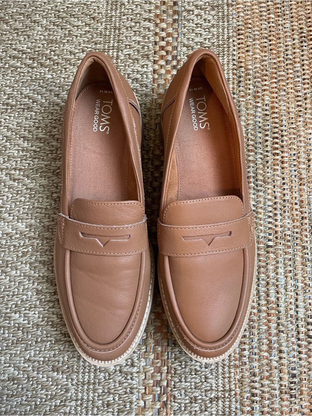 TOMS Tan Cara Loafers - Women's - Picture 3 of 10